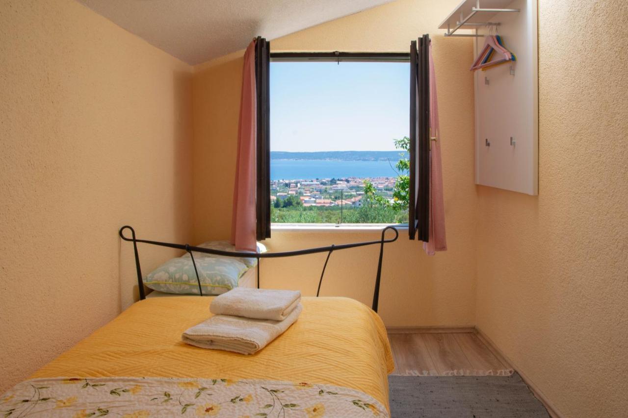Plum Holiday Home Kaštel Stari Εξωτερικό φωτογραφία