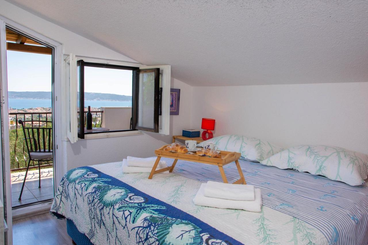 Plum Holiday Home Kaštel Stari Εξωτερικό φωτογραφία