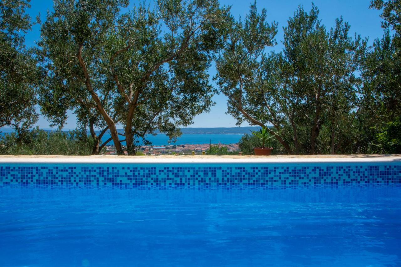 Plum Holiday Home Kaštel Stari Εξωτερικό φωτογραφία