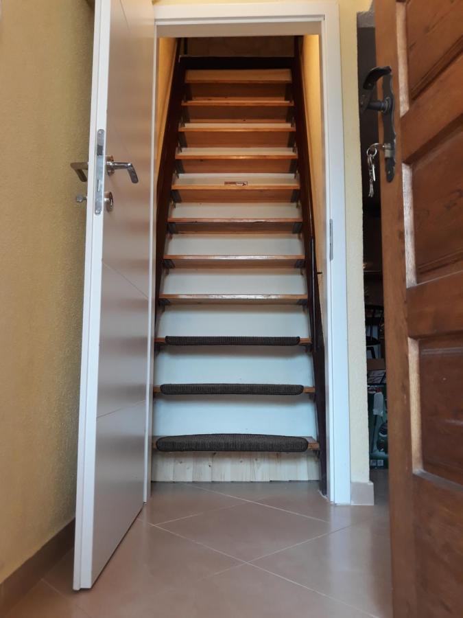 Plum Holiday Home Kaštel Stari Εξωτερικό φωτογραφία